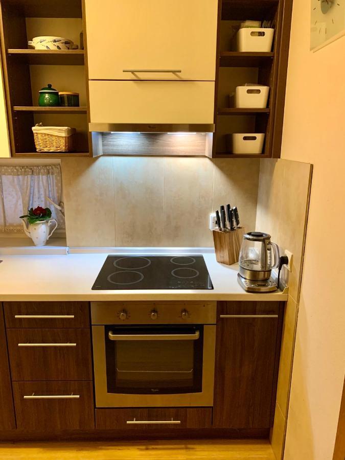 Park - Apartmany Na Prenajom Nove Mesto nad Vahom Exterior photo