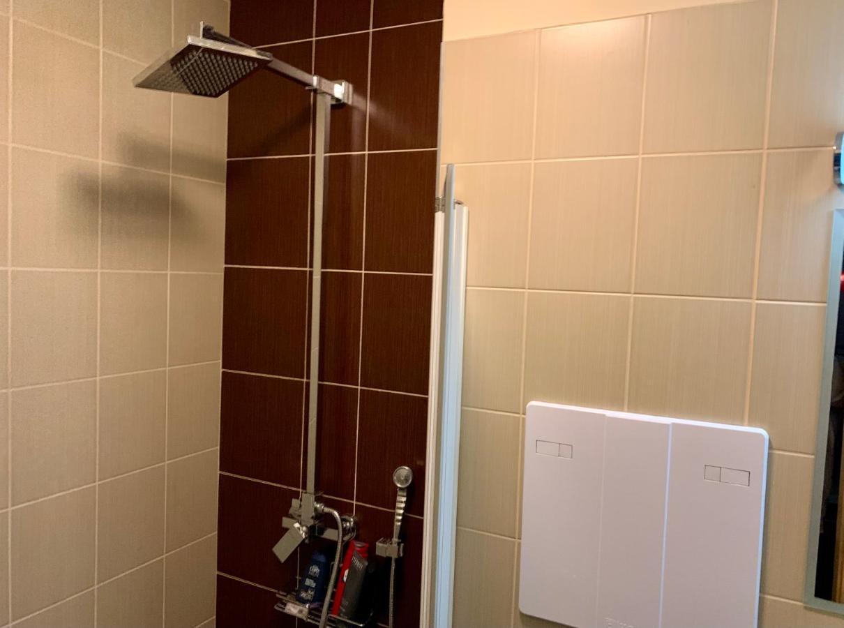 Park - Apartmany Na Prenajom Nove Mesto nad Vahom Exterior photo