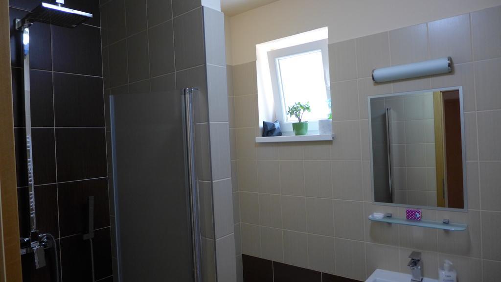 Park - Apartmany Na Prenajom Nove Mesto nad Vahom Exterior photo